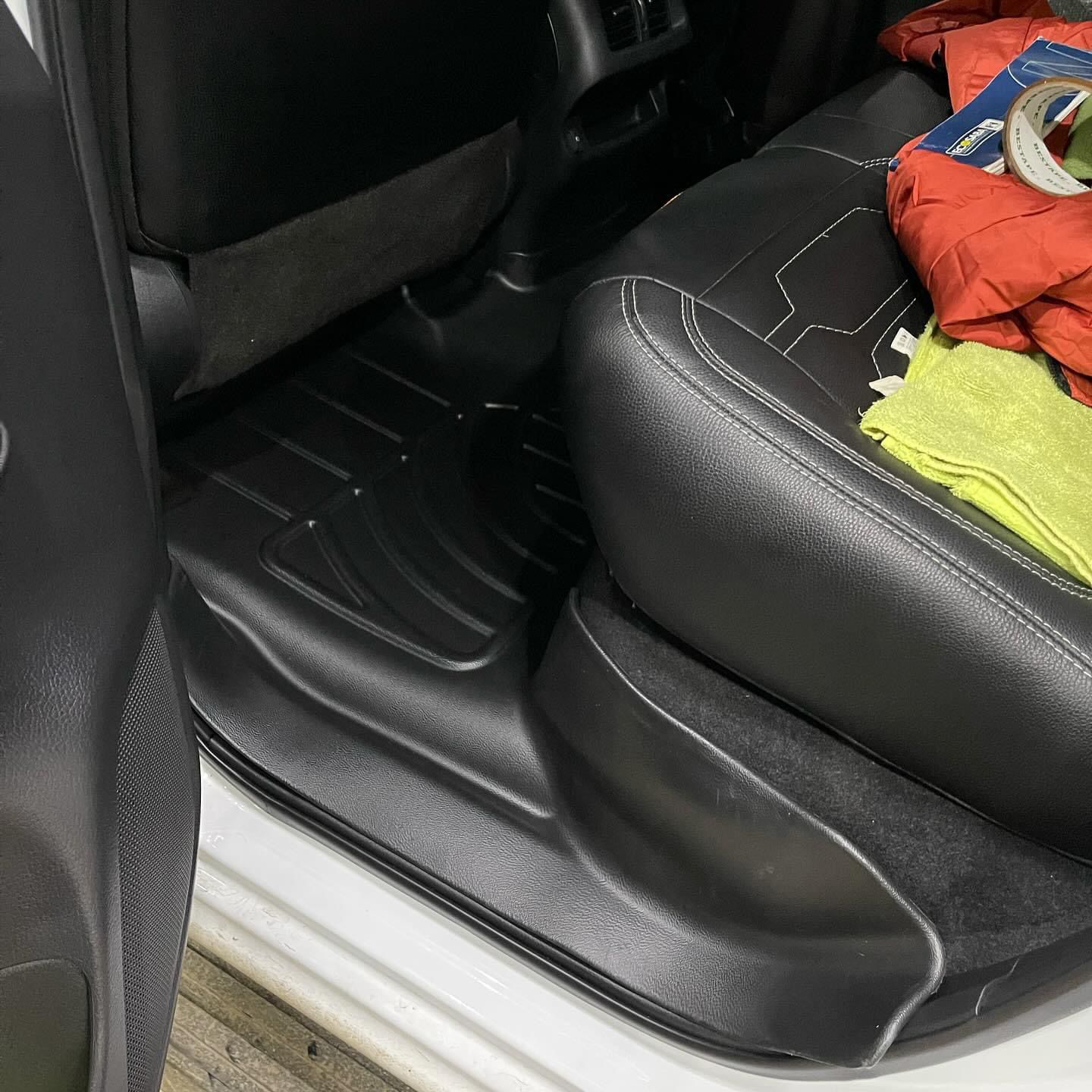 Alfombras 5D para Nissan Frontier 2013 al 2024 3 Piezas