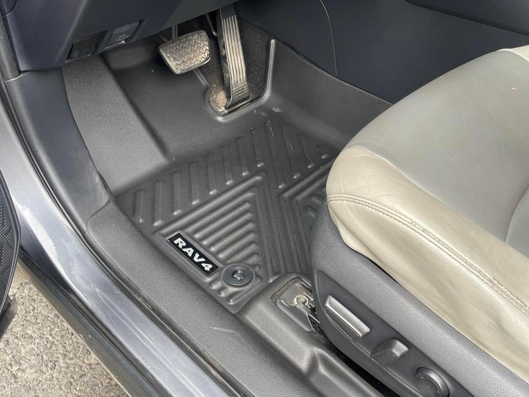 Alfombras 5D para Toyota Rav4 2019 al 2025 4 Piezas