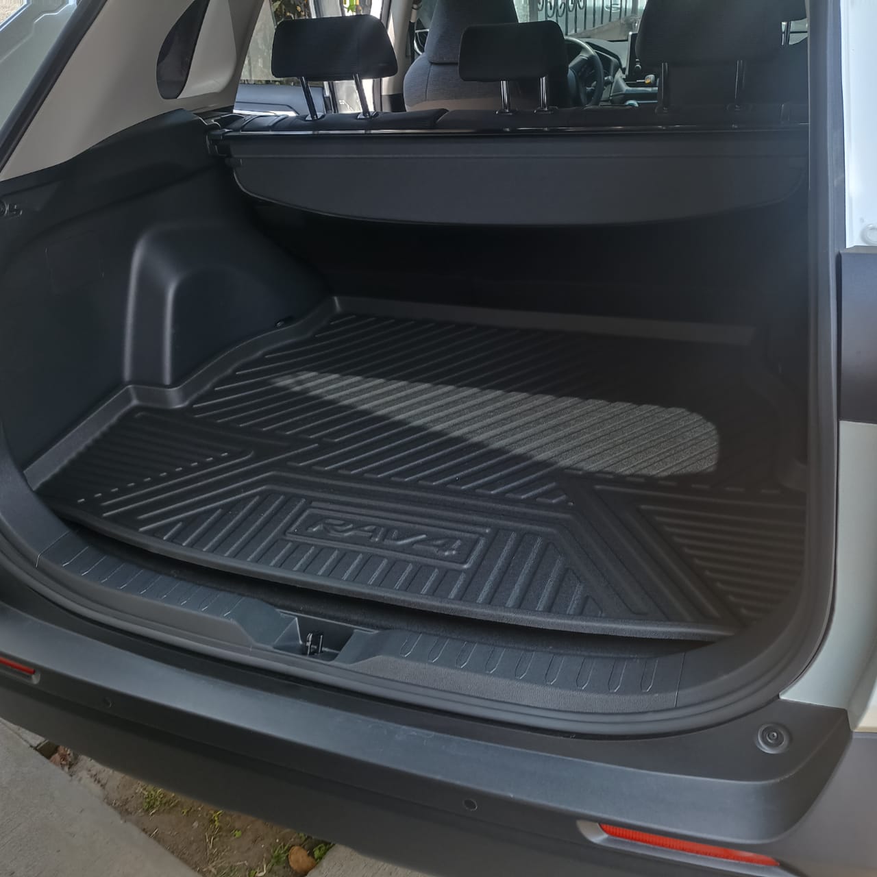 Alfombras 5D para Toyota Rav4 2019 al 2025 4 Piezas