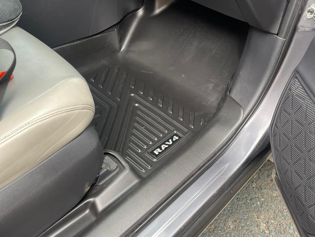 Alfombras 5D para Toyota Rav4 2019 al 2025 4 Piezas
