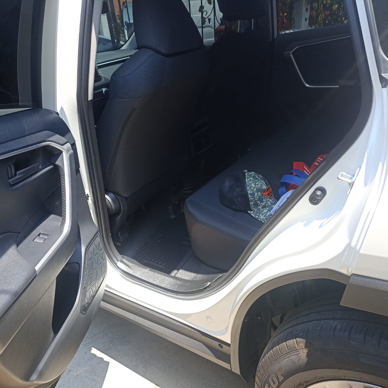 Alfombras 5D para Toyota Rav4 2019 al 2025 4 Piezas