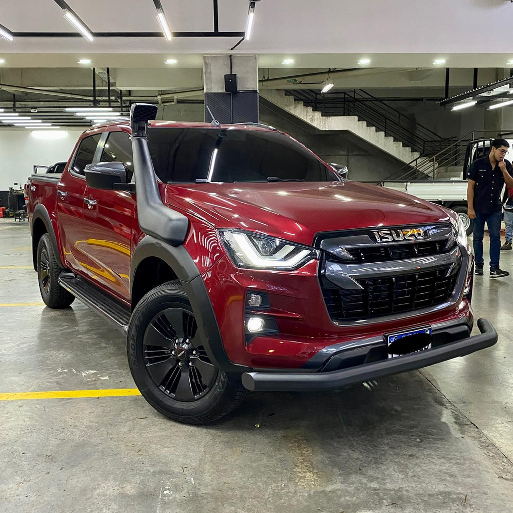Defensa slim tubo hexagonal negra