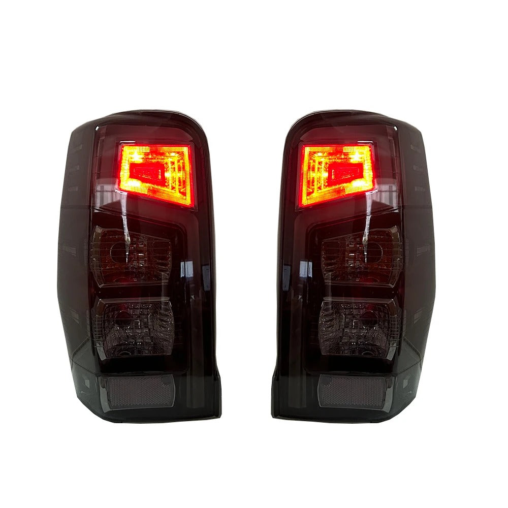 STOP LED AHUMADOS DE L200 DEL 2019 AL 2023