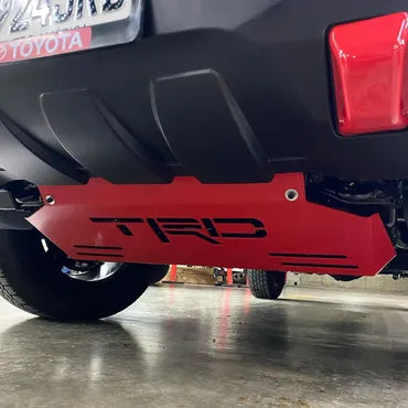 KIT ORIGINAL PECHERA TRD + SALPICADERAS TRD: